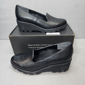 Vionic‎ Willa Wedge Women's Slip-on Loafer Black Leather - 8 Medium